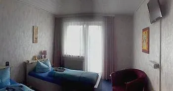 Guest house Pension Check In 3*